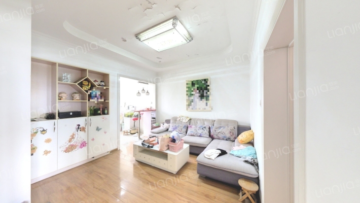 金燕新村二手房实景图