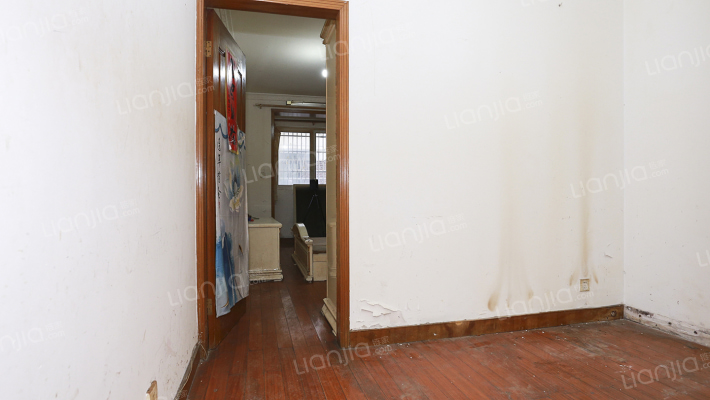 世界路65弄二手房实景图