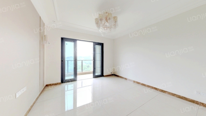 恒大健康城一期B区二手房实景图