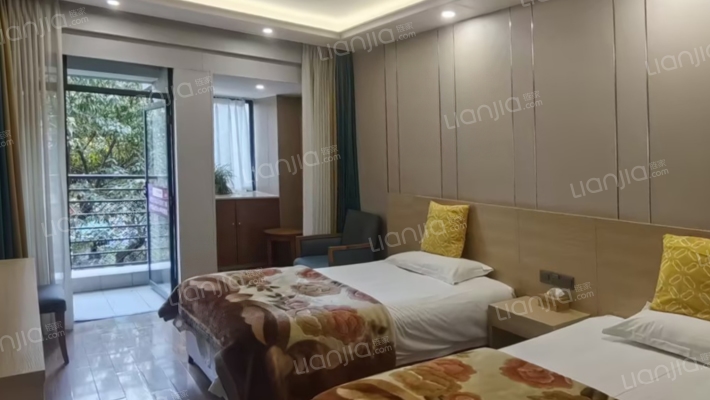 一江城花二手房实景图