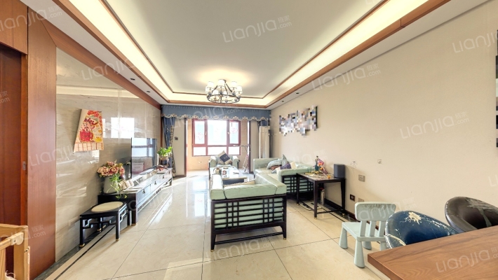 中海悦墅二手房实景图