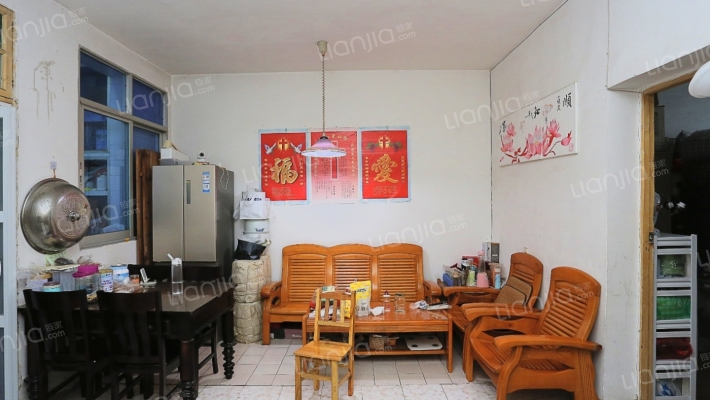 手拖生活小区二手房实景图