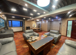 整租·府街庭院 7室2厅 东/东南/南/西南/西/西北/北/东北_府街庭院租房