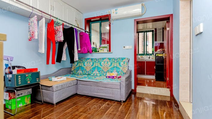 黄山路220号二手房实景图