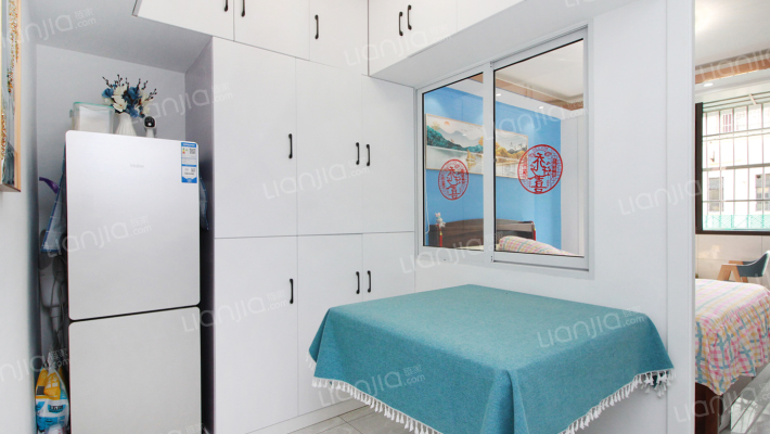 晋元里二手房实景图