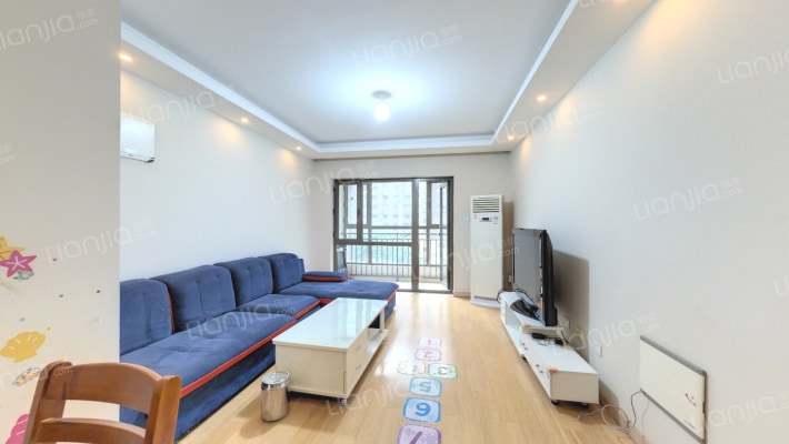 万科蓝蓝沁家园二手房实景图