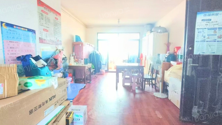 怡景华庭1期二手房实景图