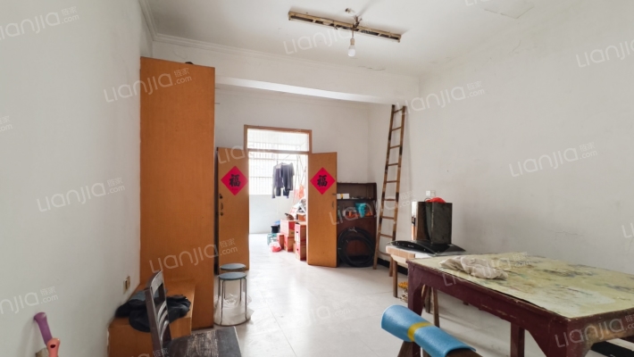 五里新村二手房实景图