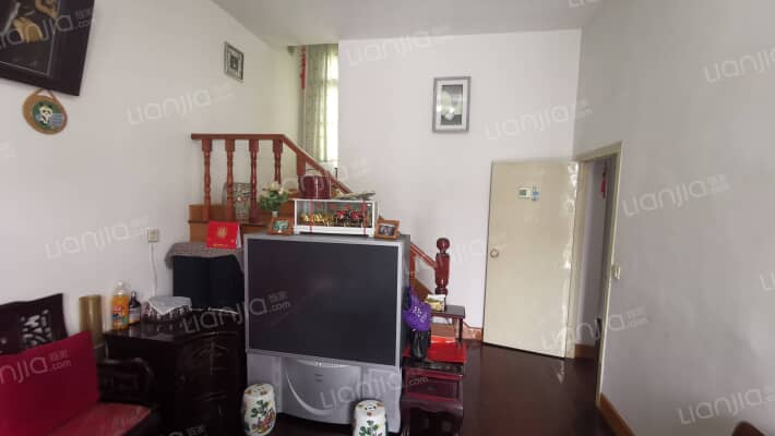 东一村后山小区二手房实景图