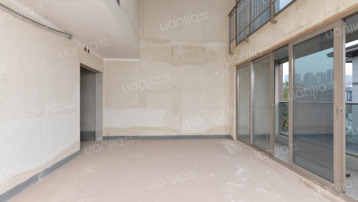 绿城春溪雲庐五期二手房实景图