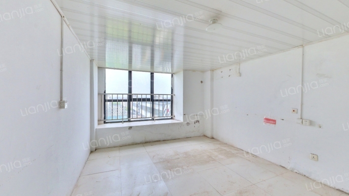 星湖都市生活广场二手房实景图