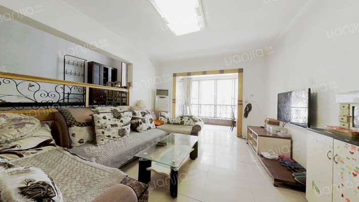 中鹏花园C区二手房实景图