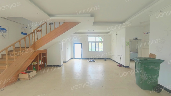 御溪山居小区二手房实景图