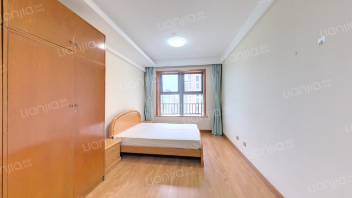 天业龙奥天街二手房实景图