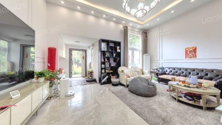 君临天下(别墅)二手房实景图