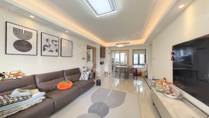 鲁能公馆二手房实景图