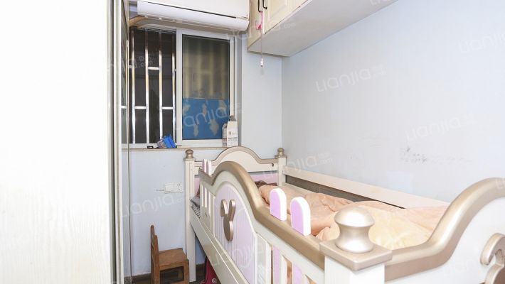 中原纪联小区二手房实景图