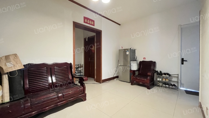 和美家园一期二手房实景图