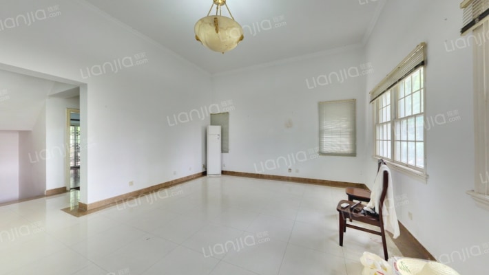 满庭芳花园(别墅)二手房实景图