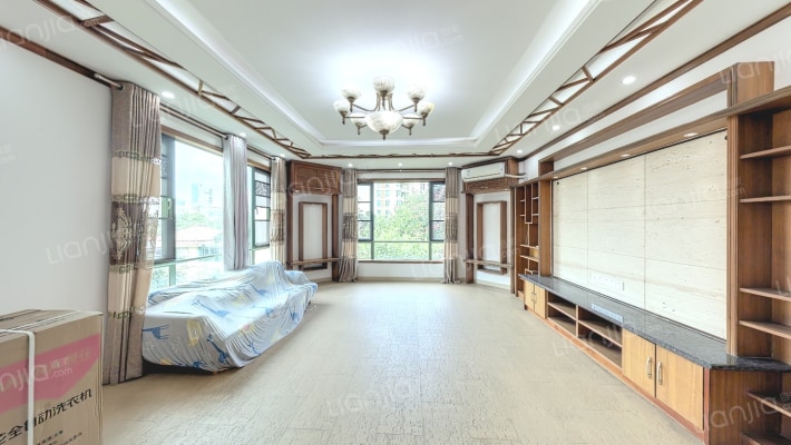 中旅国际公馆1期二手房实景图