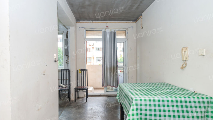 沁乐小区二手房实景图