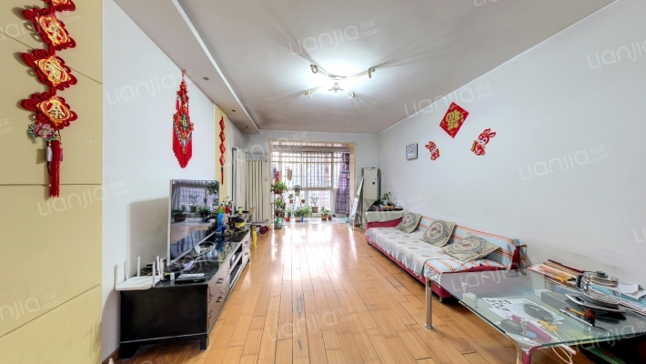 珍兴苑二手房实景图