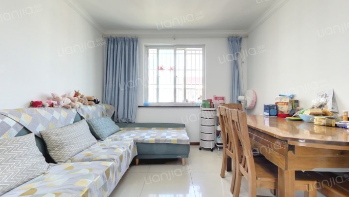 翔华新村二手房实景图