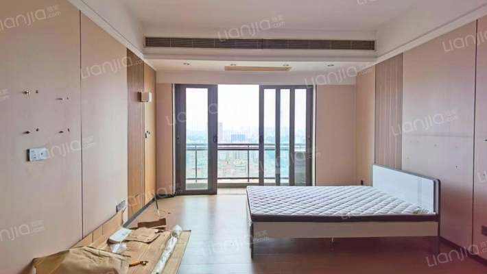 花都银丰大厦二手房实景图