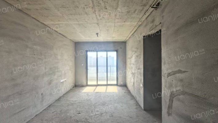 南太珑玺二手房实景图