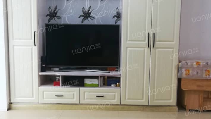 兰河名苑小区二手房实景图