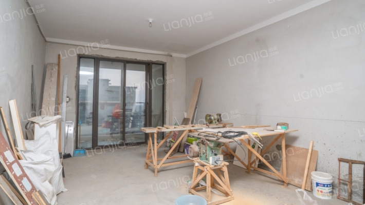 上路新居二手房实景图