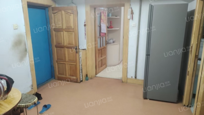 一热住宅小区二手房实景图