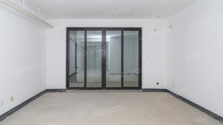 临港首府二手房实景图