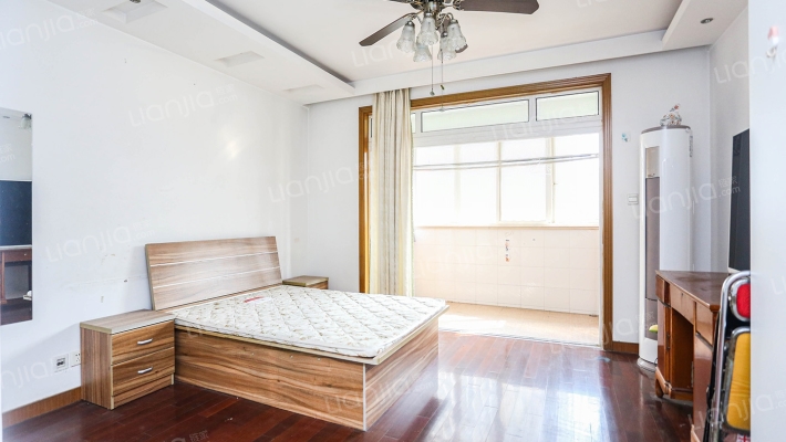 文化馨苑二手房实景图