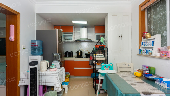 塔城路800弄二手房实景图