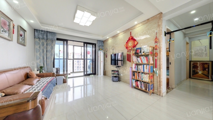 合景叠翠峰二手房实景图