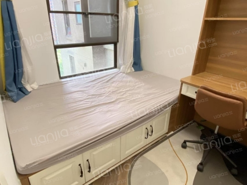 合租·德商华府天骄 2居室 南卧