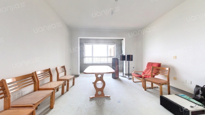 路劲东城二手房实景图