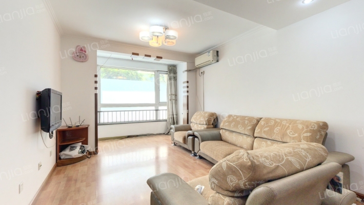 DBC加州小镇二手房实景图