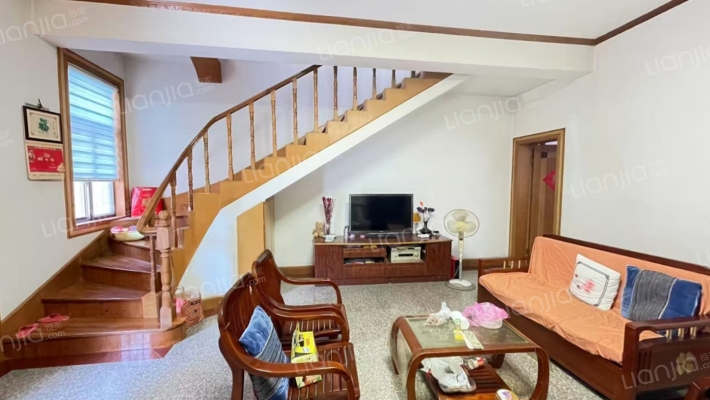 龙山新村二手房实景图