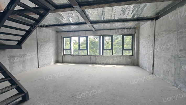 中诚铂悦府二手房实景图