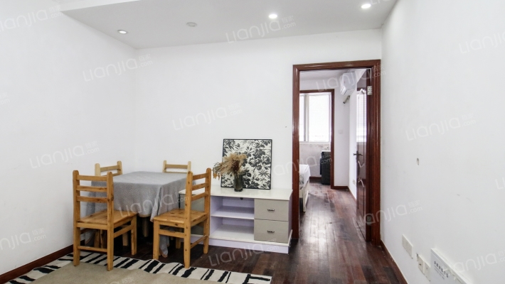 昭化路305号二手房实景图