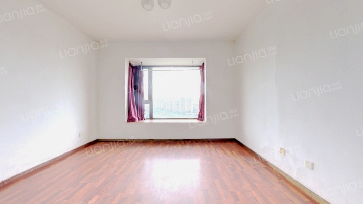 宏信南樾二手房实景图