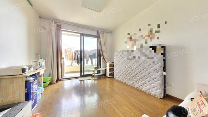 崧文轩二手房实景图