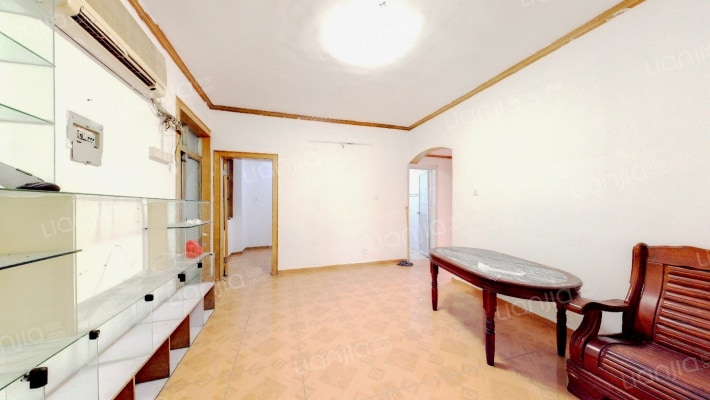 茂宝大厦二手房实景图