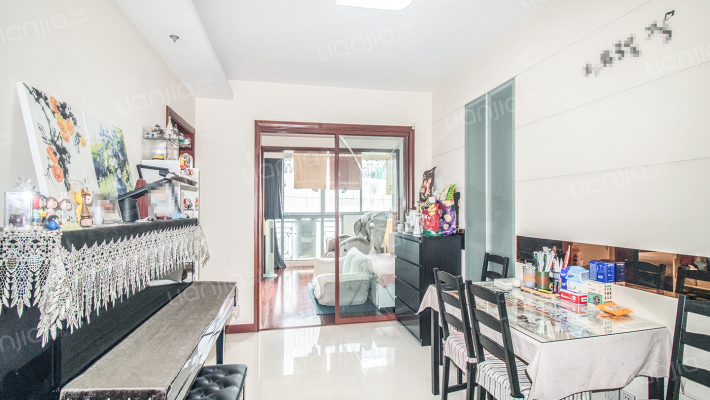 金桥新城(四期)二手房实景图