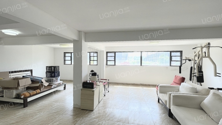 森湖溪谷二手房实景图