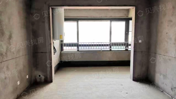 紫金公馆 电梯多层六楼 价格好商量看房有钥匙-客厅