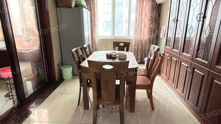 铁琴花园二手房实景图