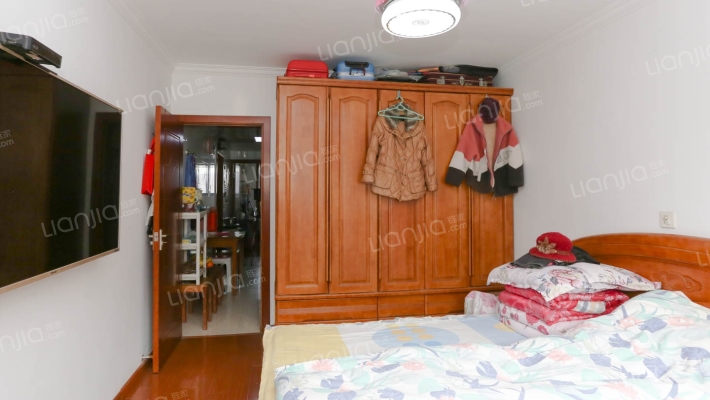 双辽新村二手房实景图